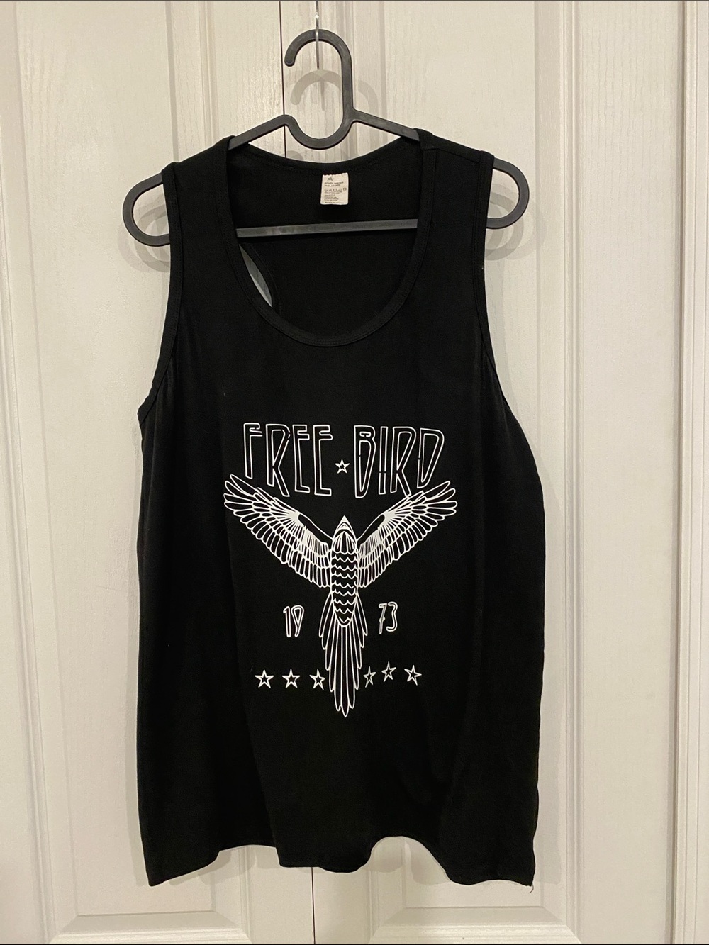 *ON HOLD* WOMAN’S Free Bird Black Graphic Tank Top XL
